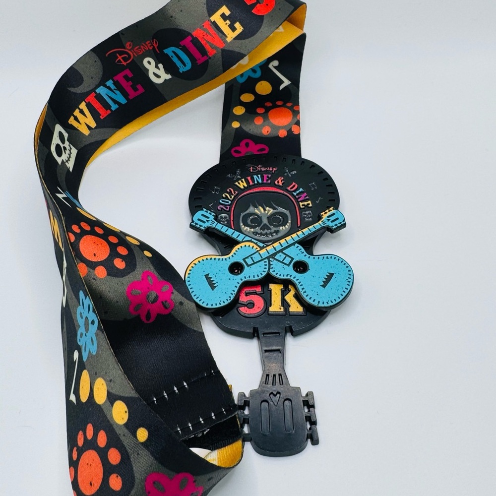 2022 Disney Wine & Dine Coco 5K Medal
